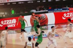 开云体育下载-球队备战关键比赛，全队精神状态高涨