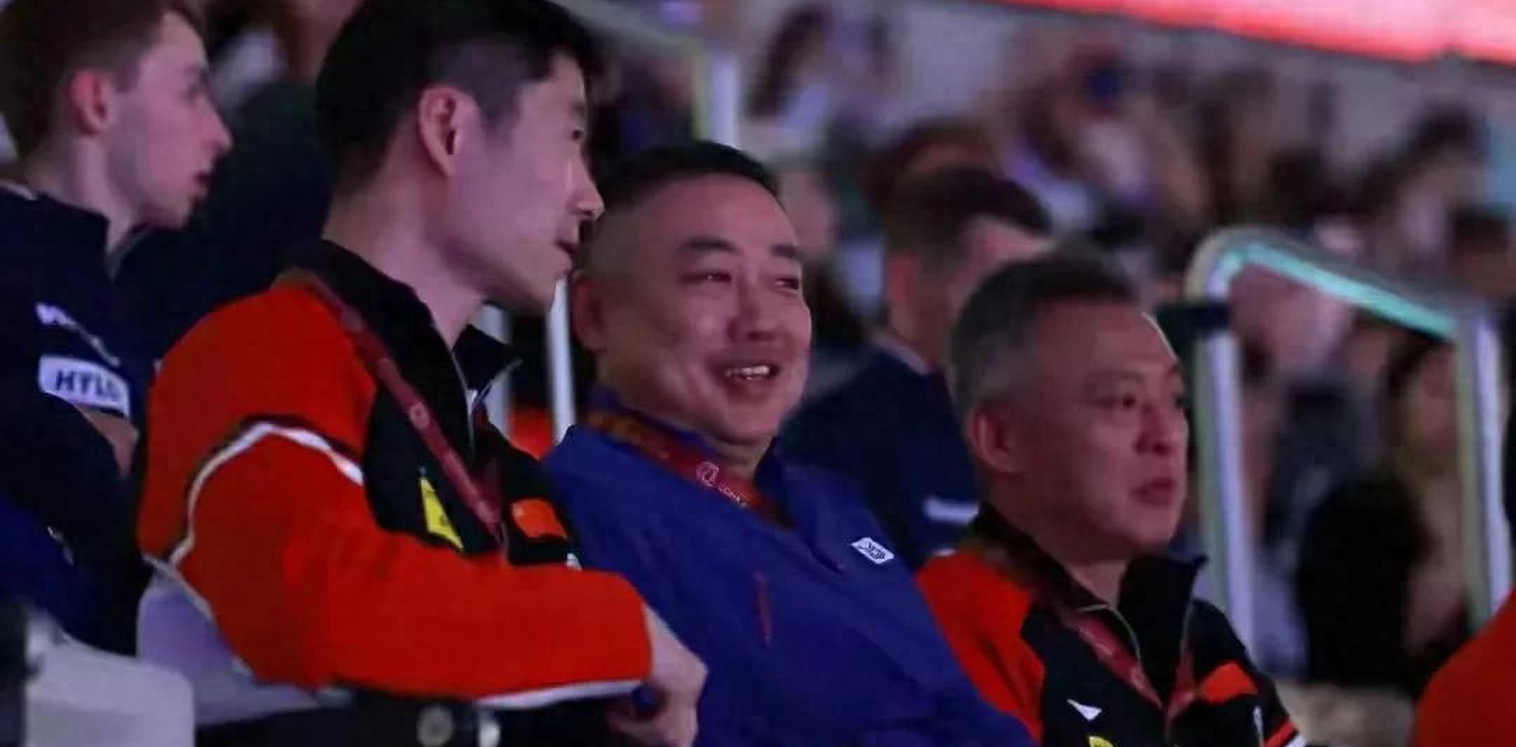 国乒在纽约宣布退役引热议