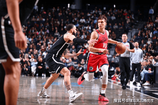 篮网取得胜利，新秀表现抢眼成全队焦点的简单介绍