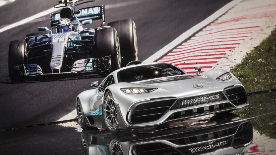 梅赛德斯力克阿斯顿马丁，诺里斯带队取胜